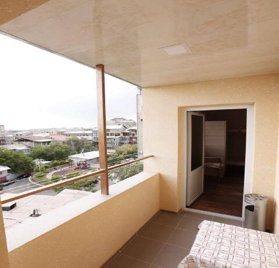 Your Hostel Yerevan Ngoại thất bức ảnh
